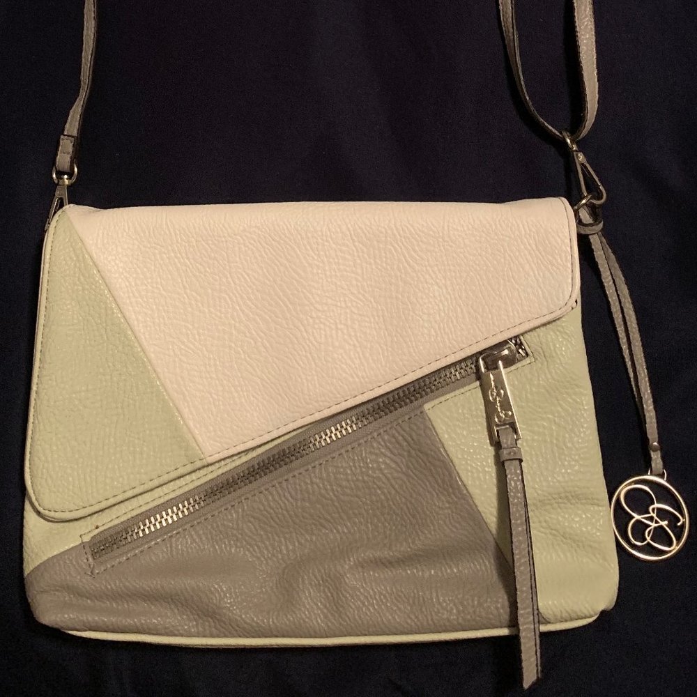LAST CHANCE!! Jessica Simpson Bella Flap Cross Body